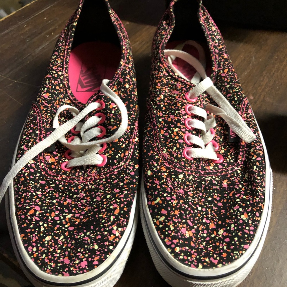 shoes/ lowtop vans